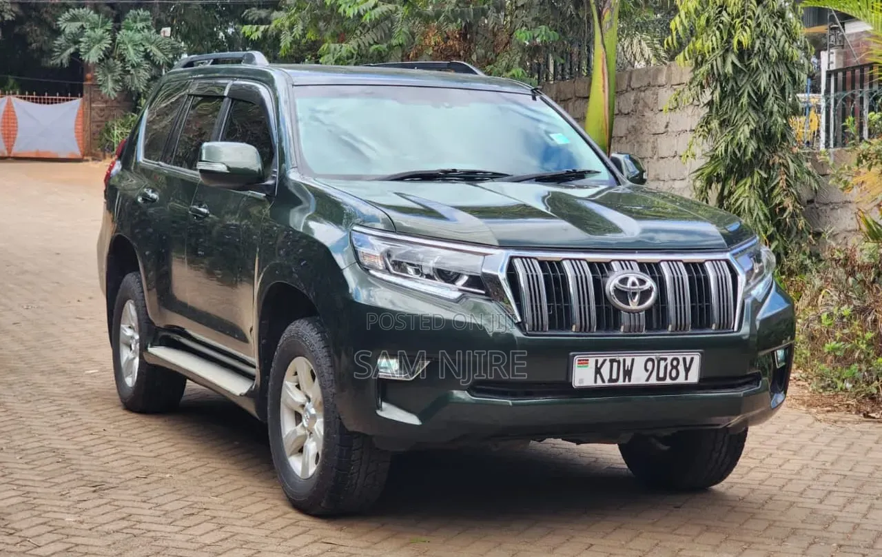 Toyota Land Cruiser Prado 2014 Black