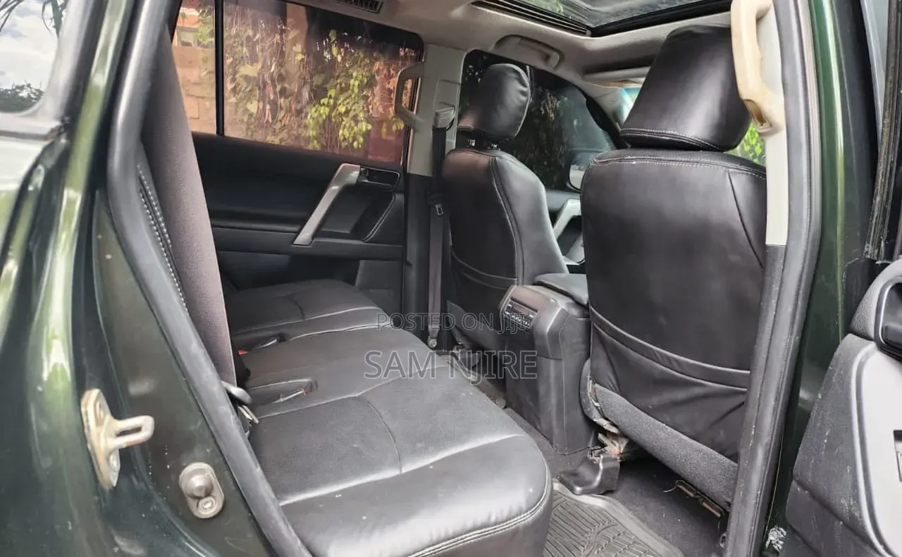 Toyota Land Cruiser Prado 2014 Black