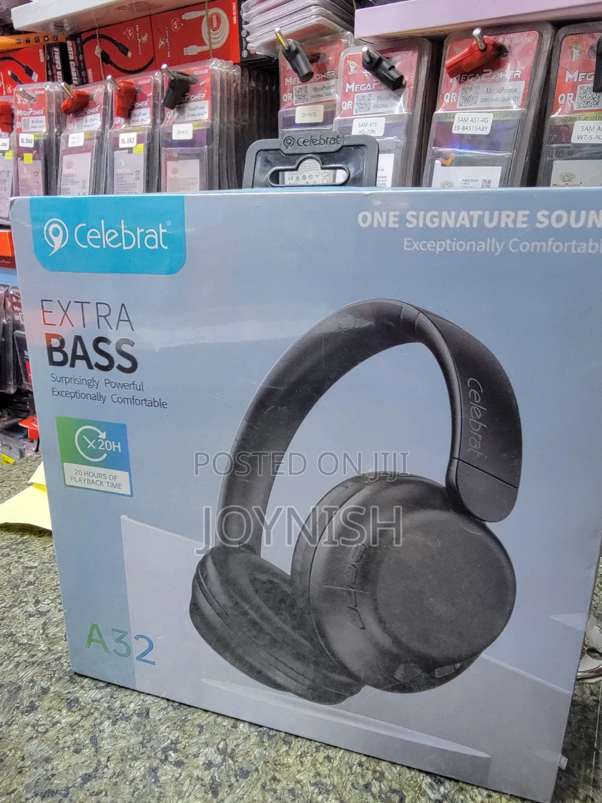 Celebrat A32 Headphones