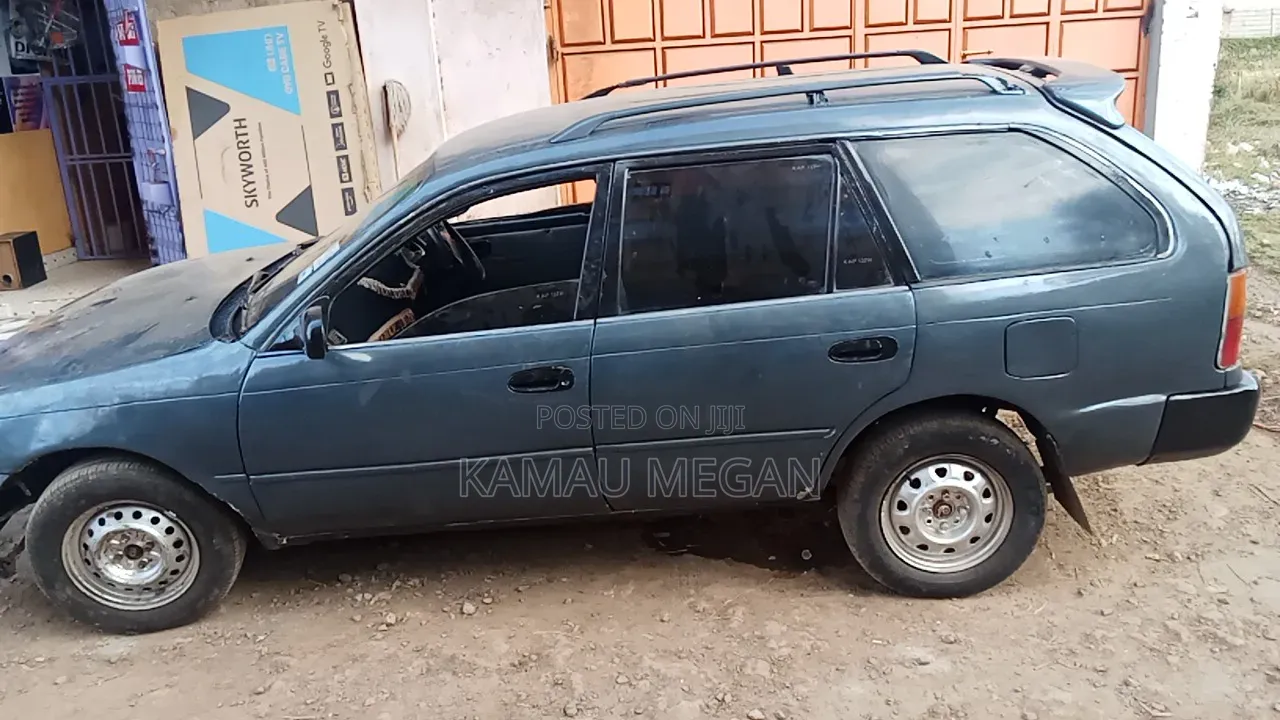 Toyota Corolla G-Touring 2001 Green