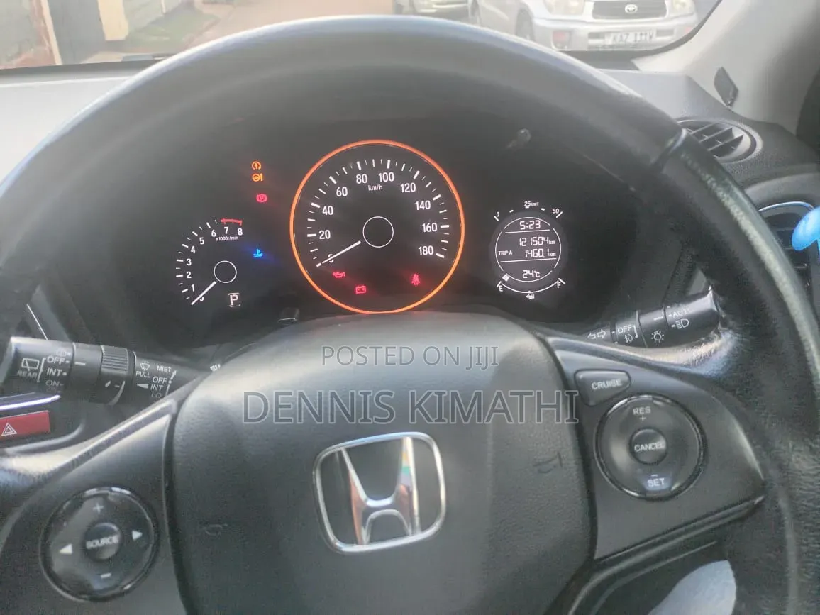Honda Vezel 1.5 2WD 2016 White