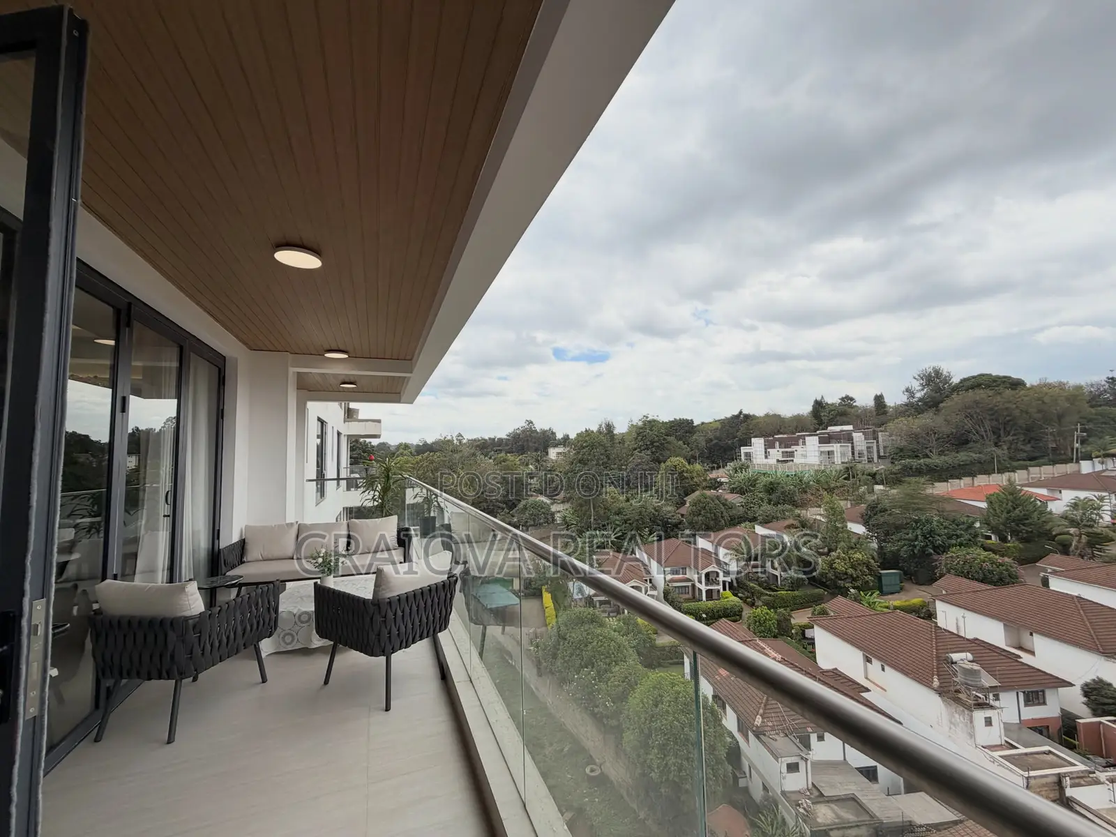 4bdrm Apartment in Spring Valley for sale