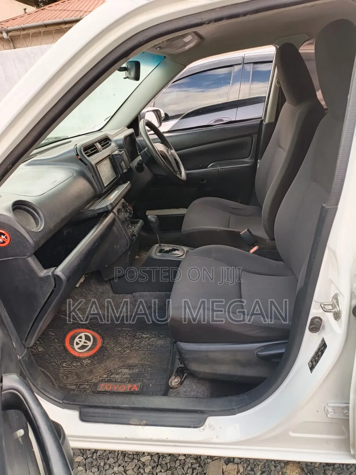 Toyota Probox 1.5 F Extra Package 2WD 2014 Pearl