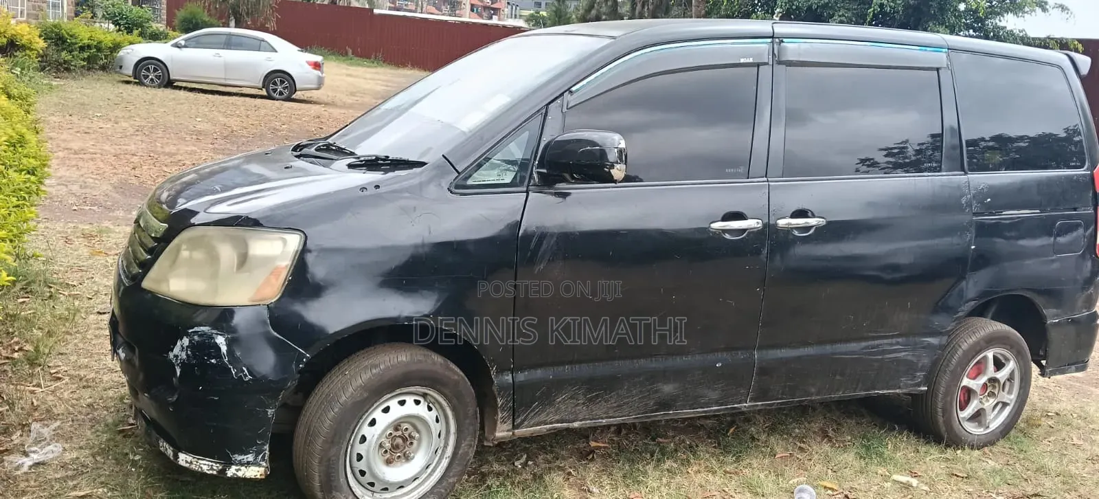 Toyota Noah 2.0 FWD (8 Seater) 2005 Black
