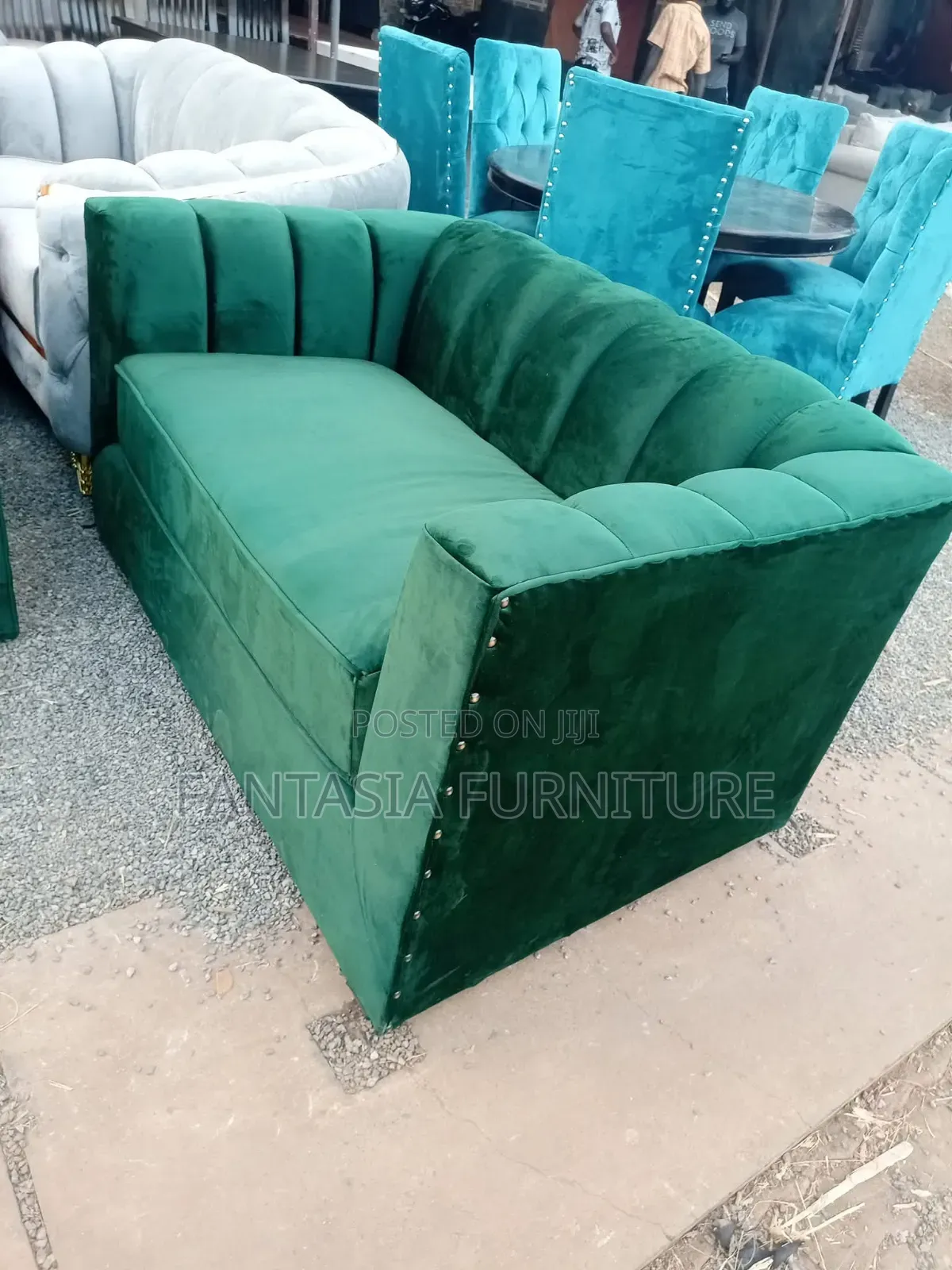 3 + 2 Seater Green Sofa (Low Back Seats)