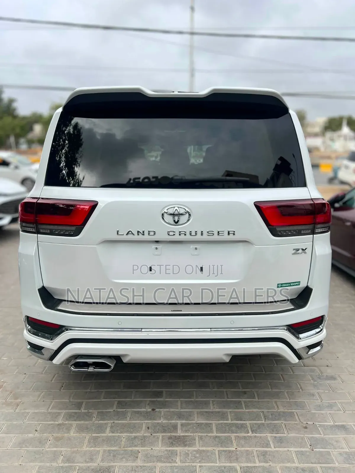 Toyota Land Cruiser 2023 White