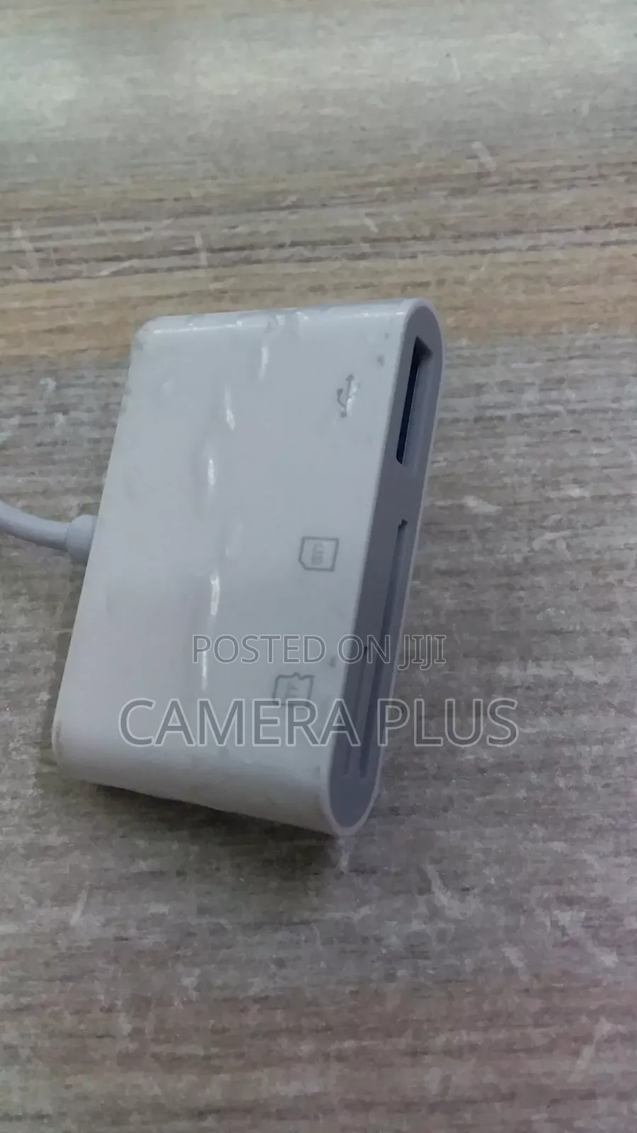 Memory Card Reader for iPhone