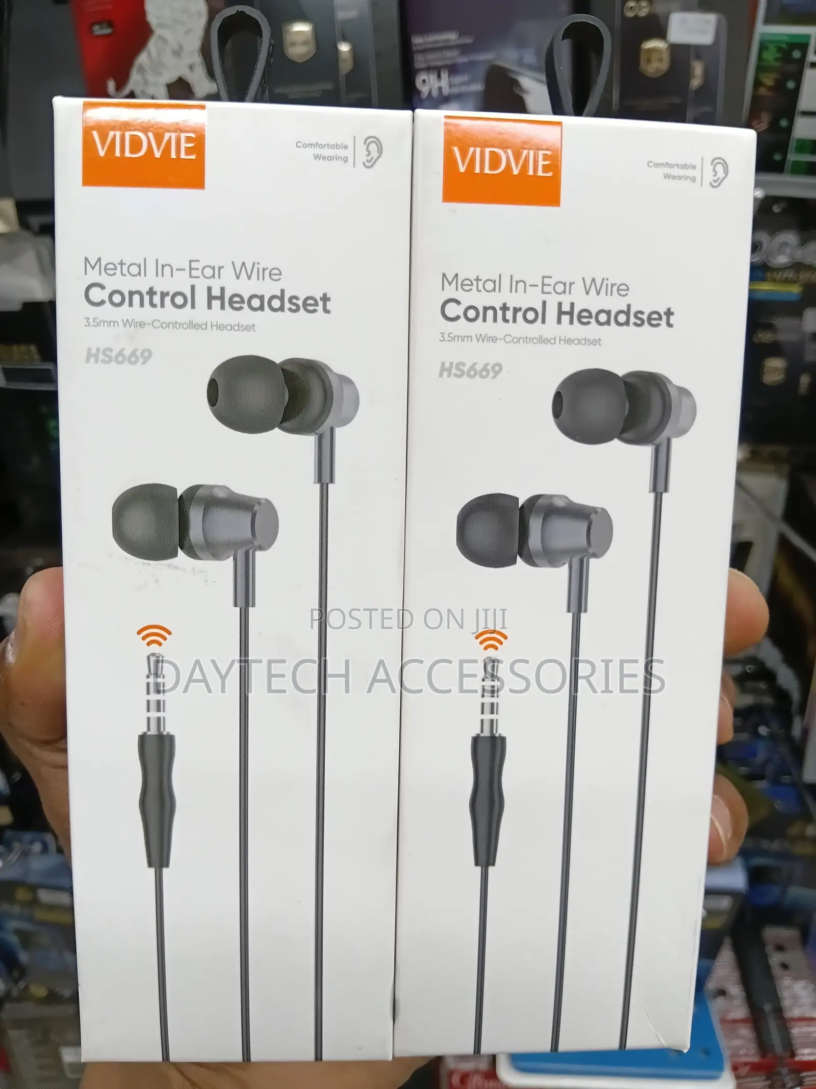 The VIDVIE HS669 Metal in-Ear Wired Headset.
