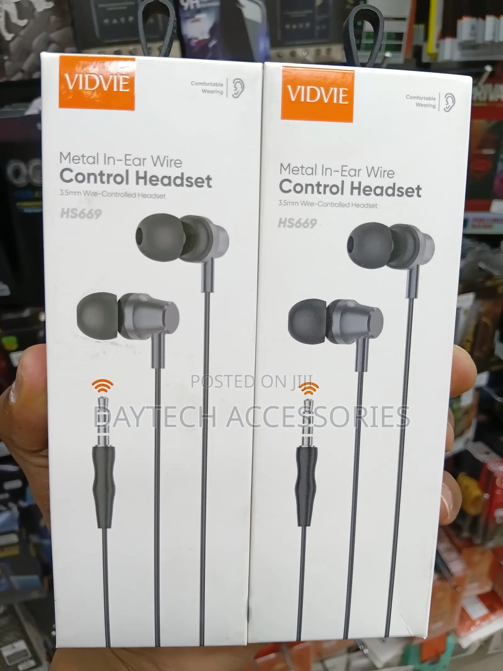 The VIDVIE HS669 Metal in-Ear Wired Headset.