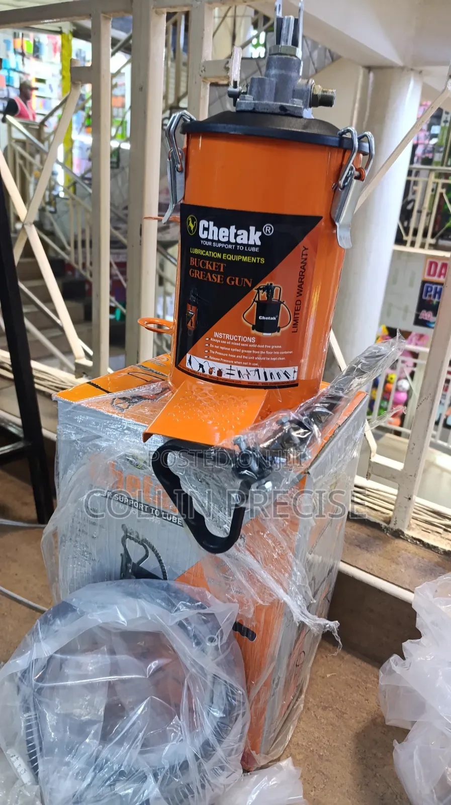 5Kgs Chetak Grease Bucket