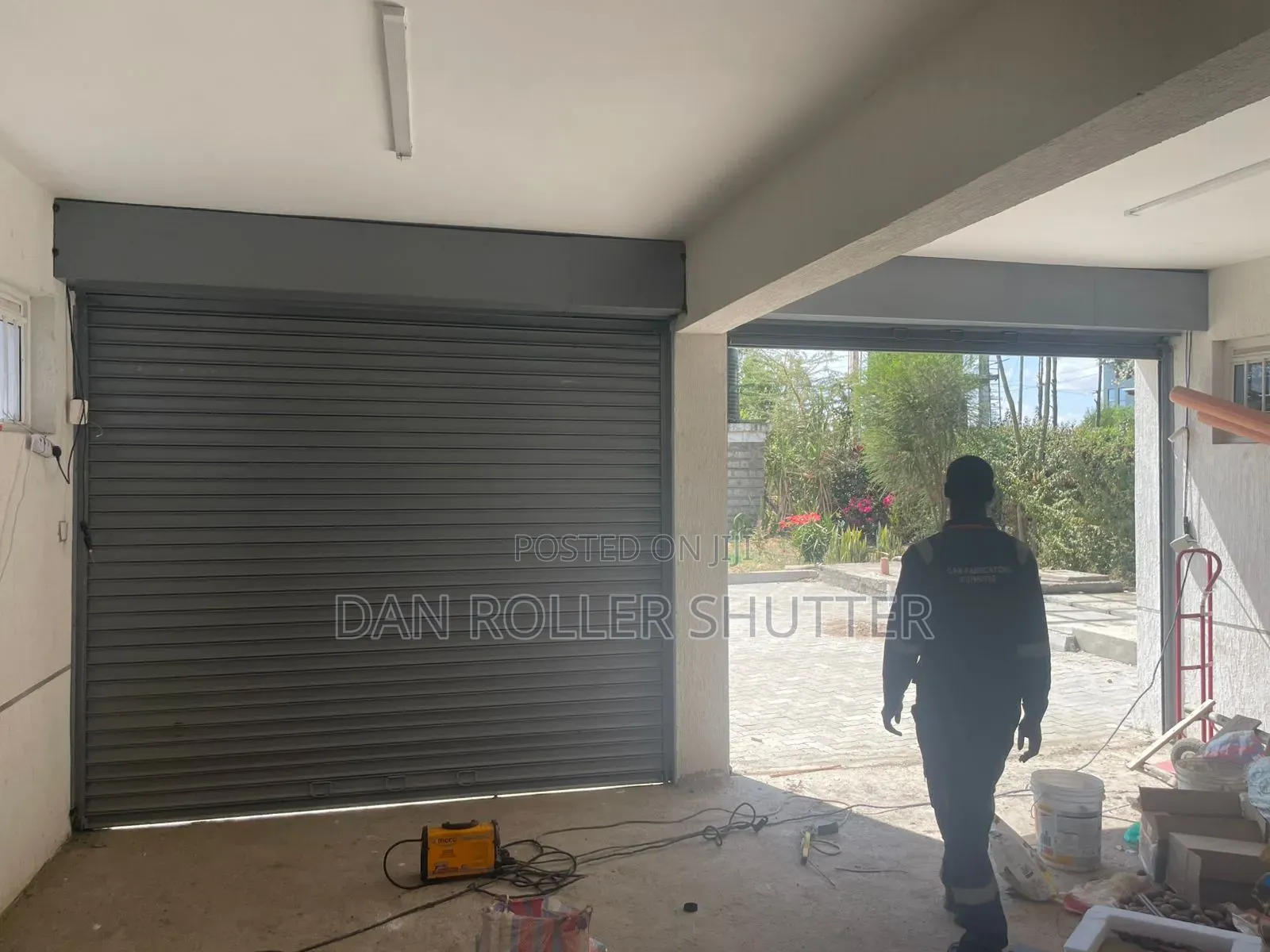 Title: Automatic Industrial Roller Shutter
Description: