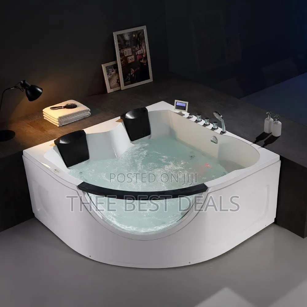 Jacuzzi (White)