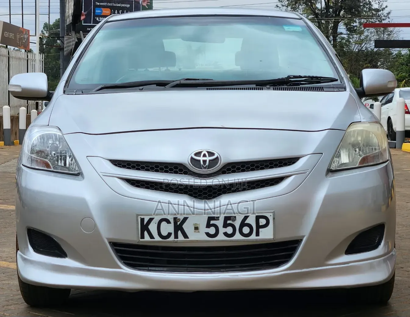 Toyota Belta 2009 Silver
