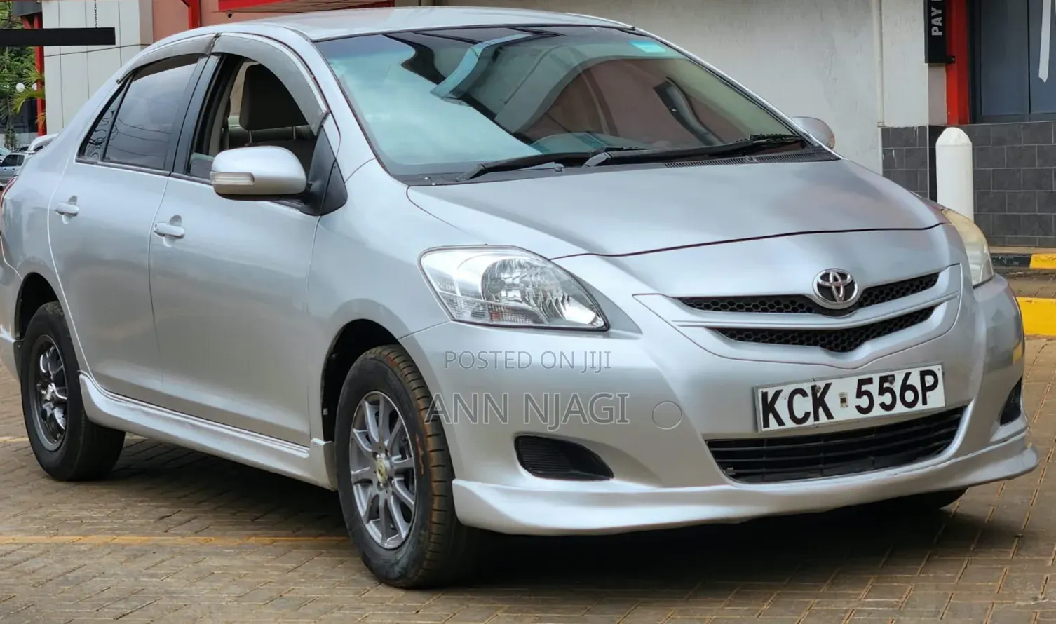 Toyota Belta 2009 Silver