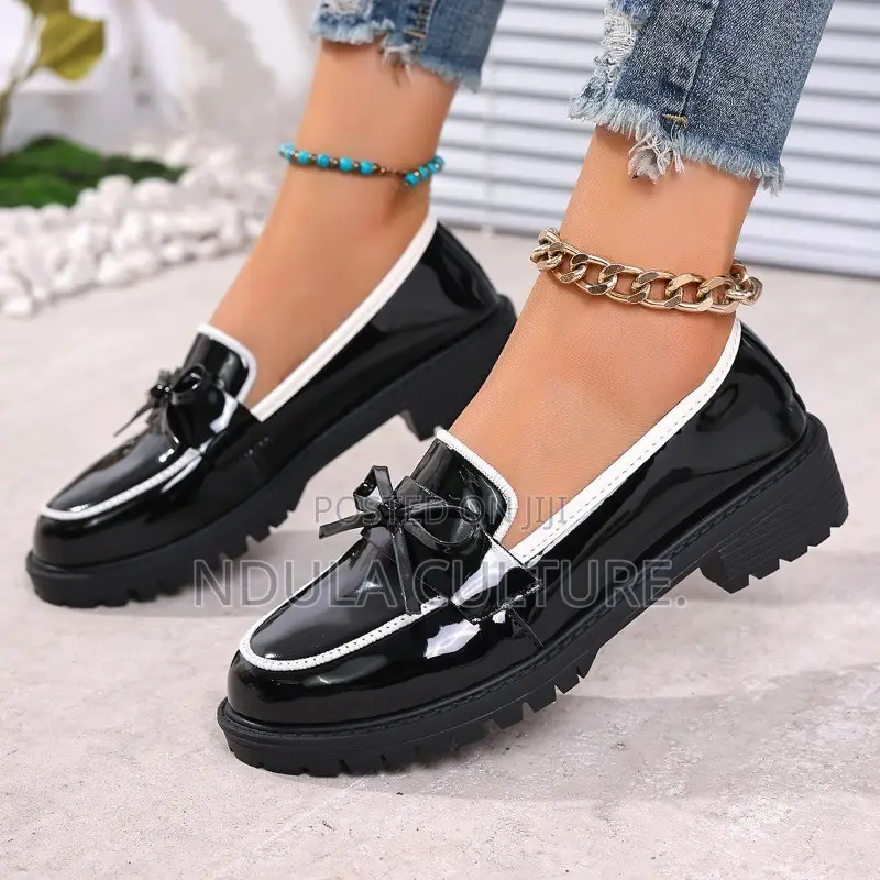 Women Glossy (Wetlook) Chunky Loafers