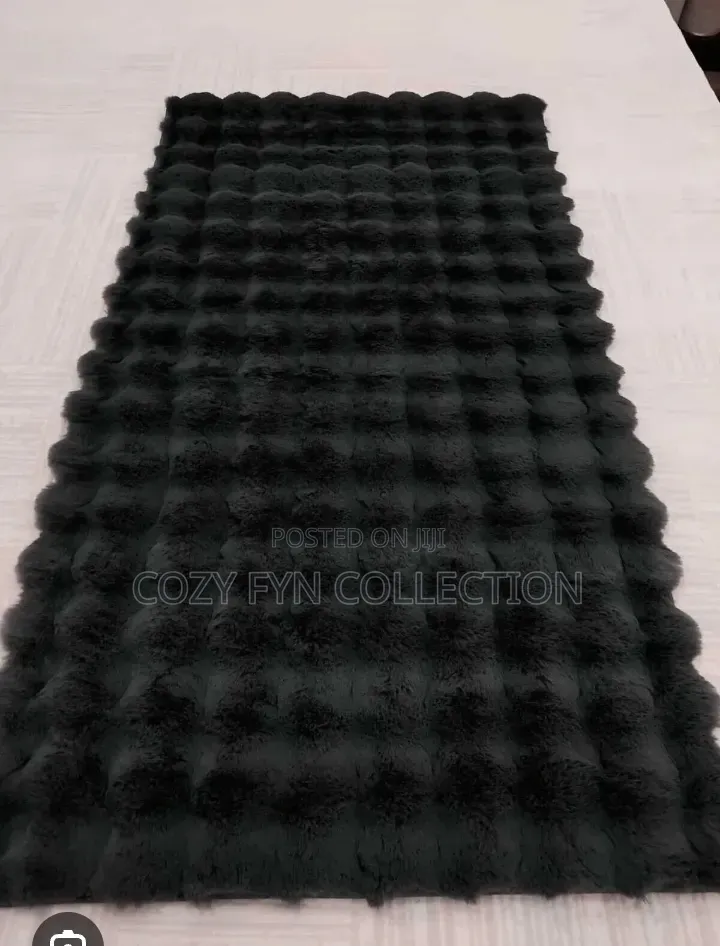 Fur Bedside Mats Bubble Textured