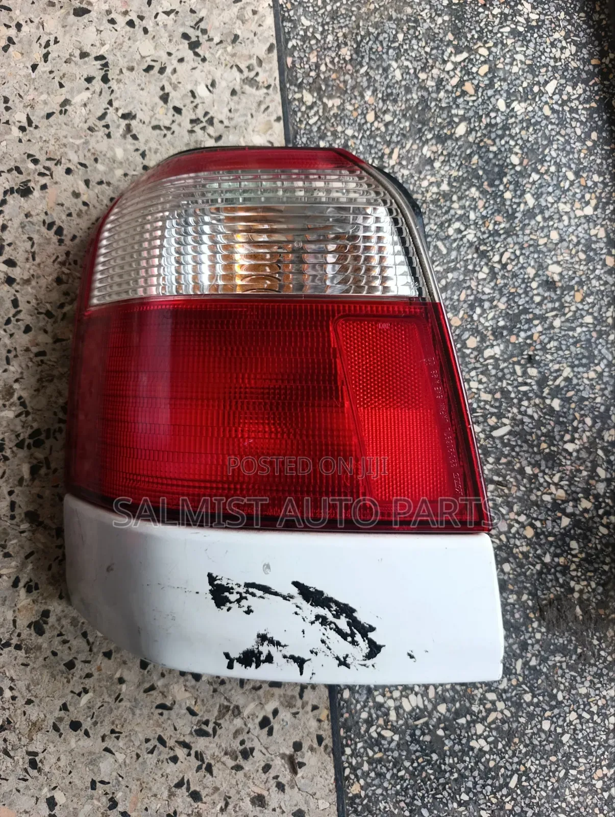 Subaru Forester SF5 Taillight