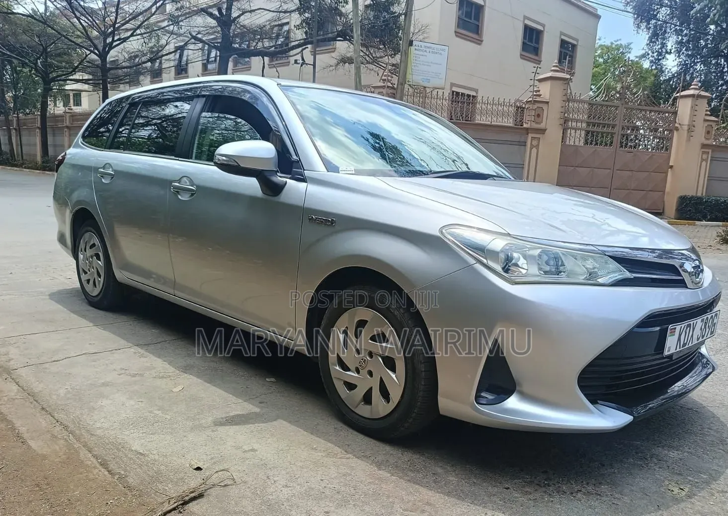 Toyota Corolla Fielder 2019 Silver