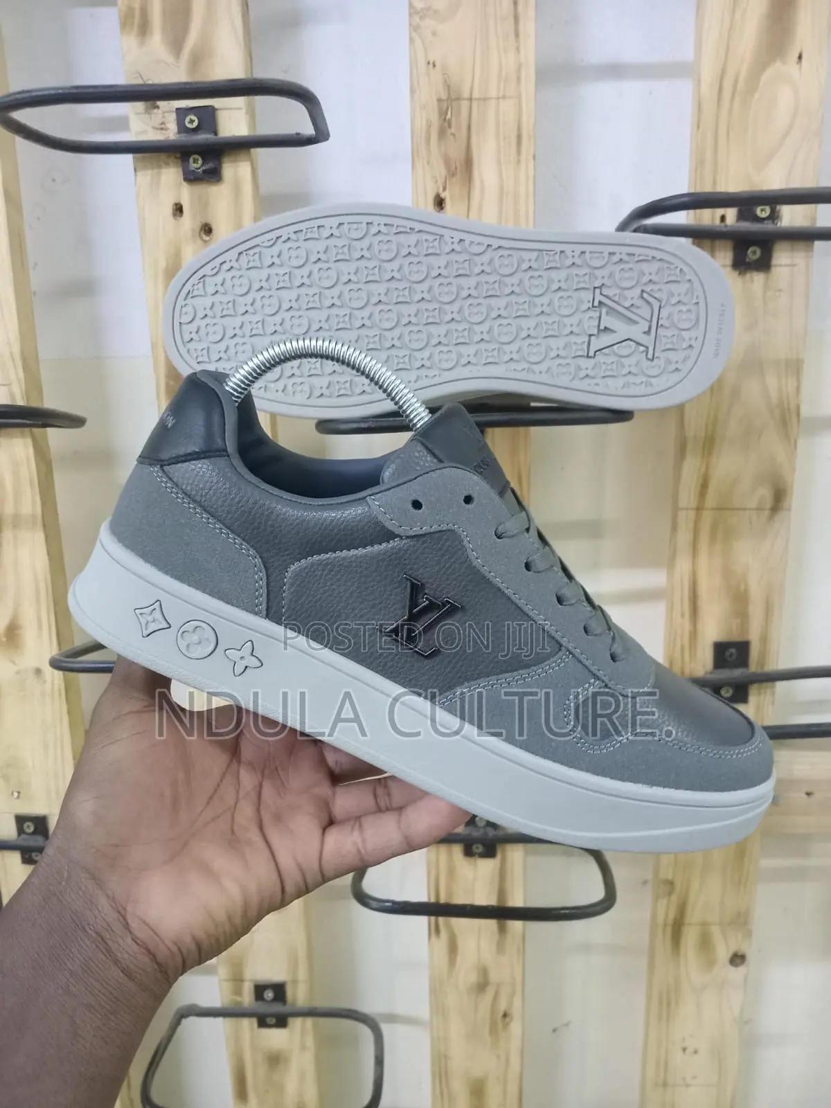 Smart Louis Vuitton Formal Casuals