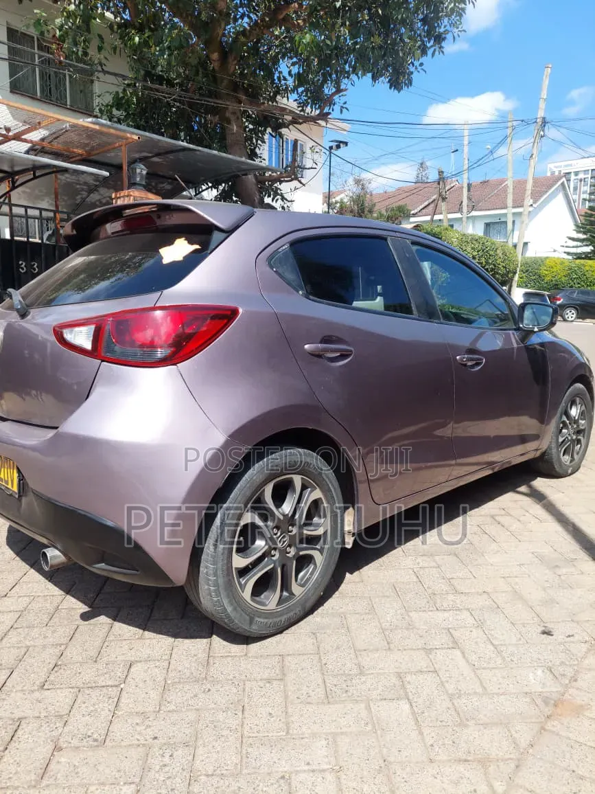 Mazda Demio 2015