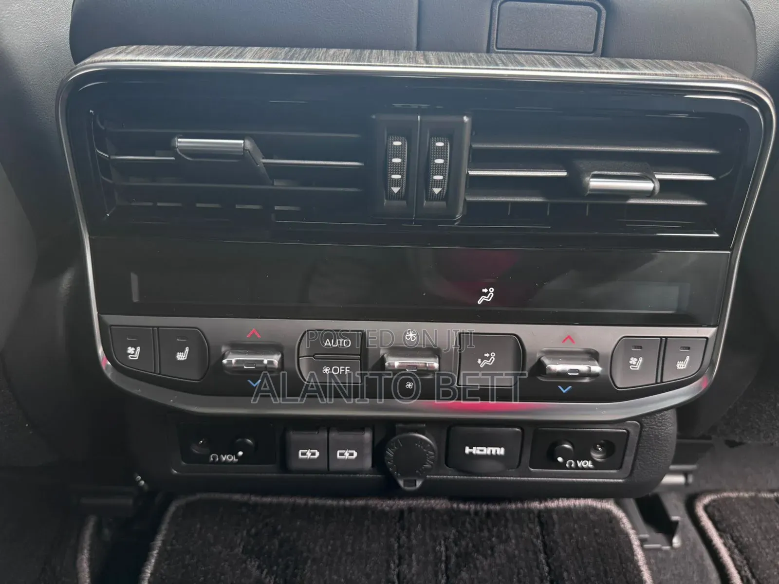 Toyota Land Cruiser LC300 2023 Gray