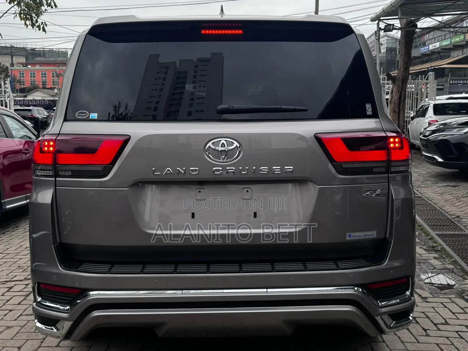 Toyota Land Cruiser LC300 2023 Gray