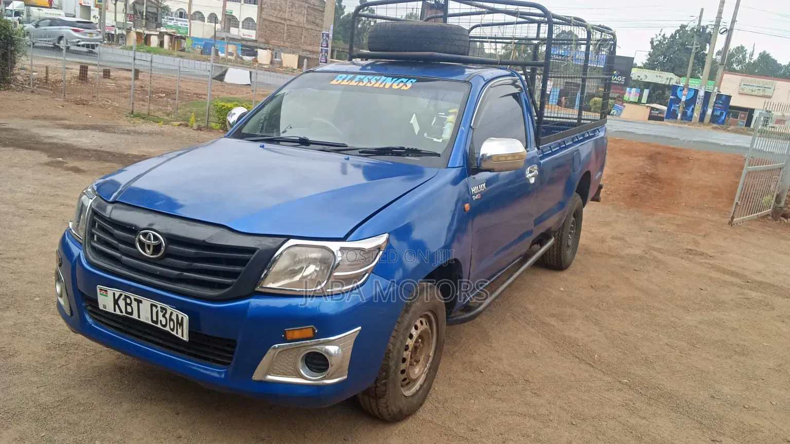 Toyota Hilux 2012 Blue