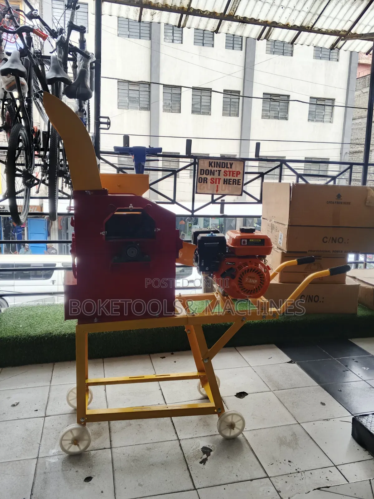 Multifunctional Feed Chopper Machine With Engine