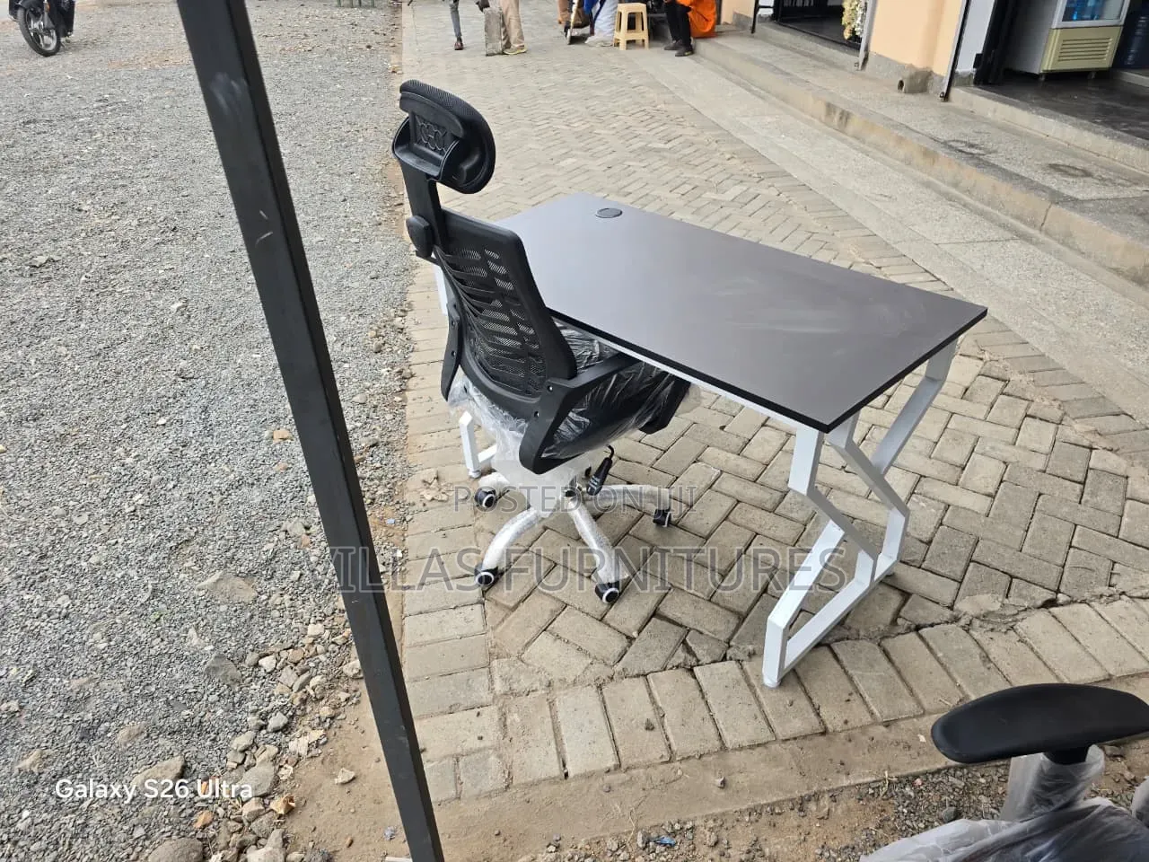 Headrest Chair and Studying Metallic Table