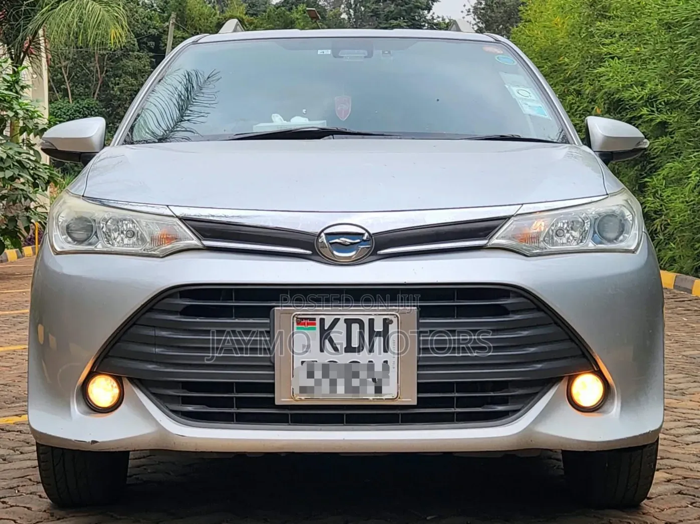 Toyota Corolla Fielder 1.5 Hybrid FWD 2017 Silver