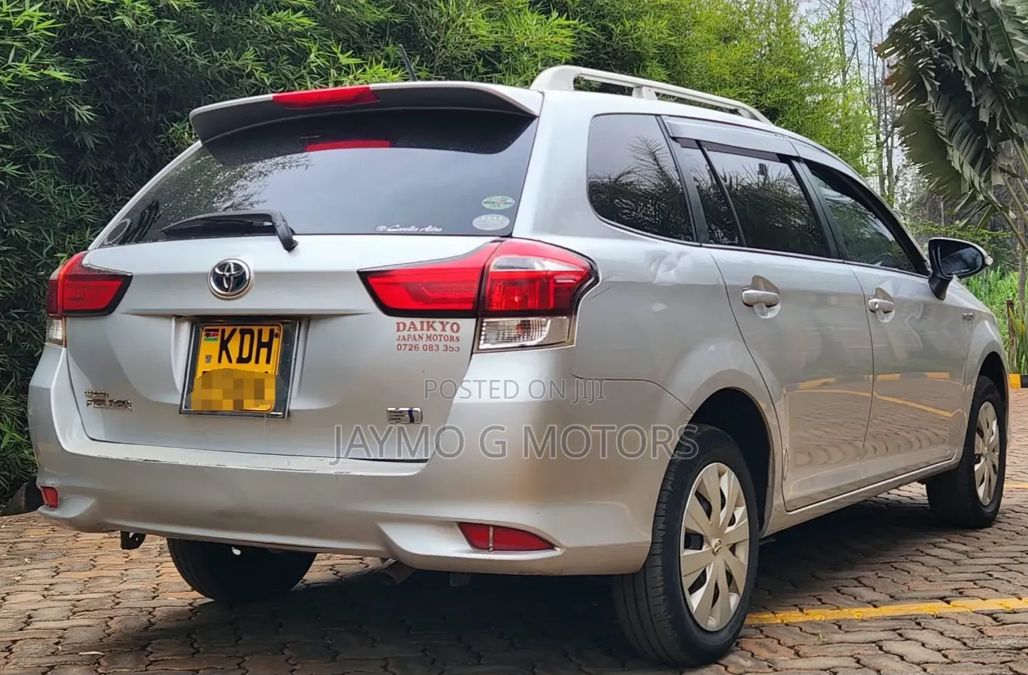 Toyota Corolla Fielder 1.5 Hybrid FWD 2017 Silver