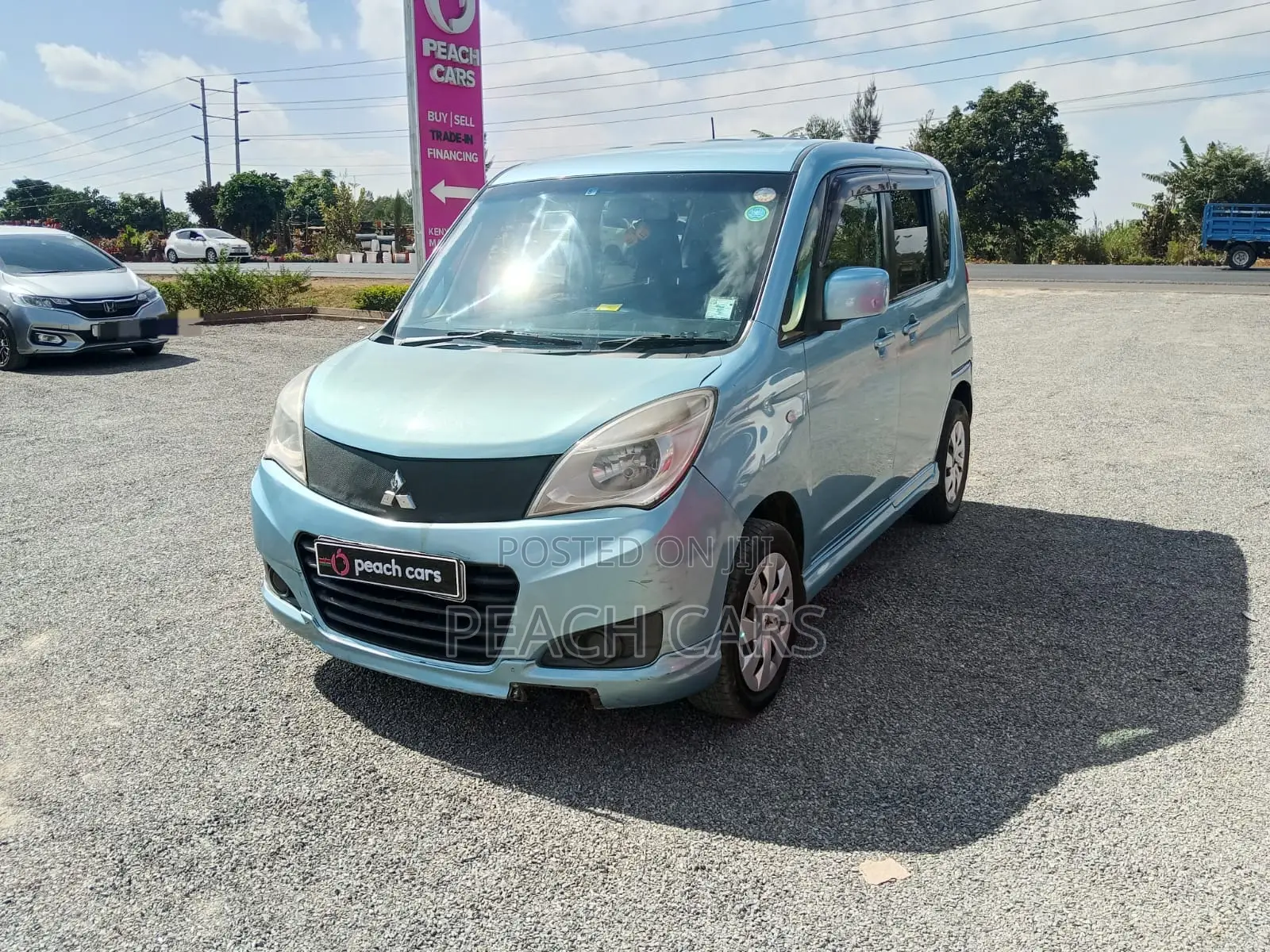Mitsubishi Delica 2015 Blue