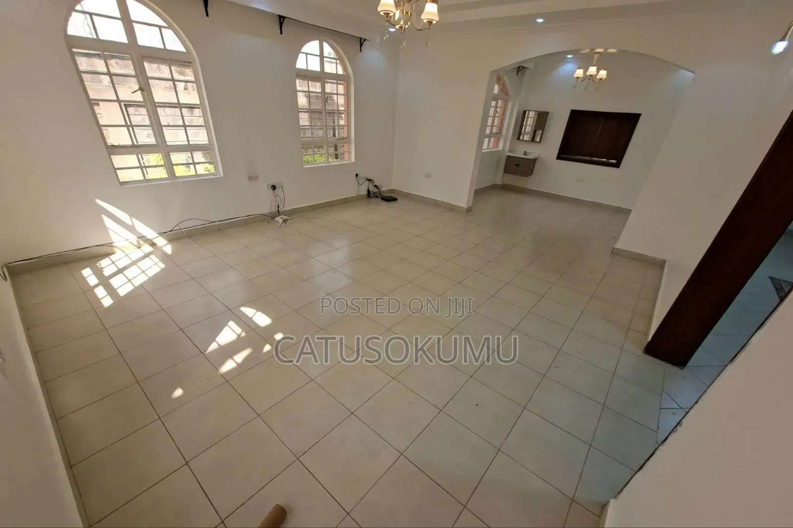5bdrm Maisonette in Syokimau, Gateway Mall Area for rent