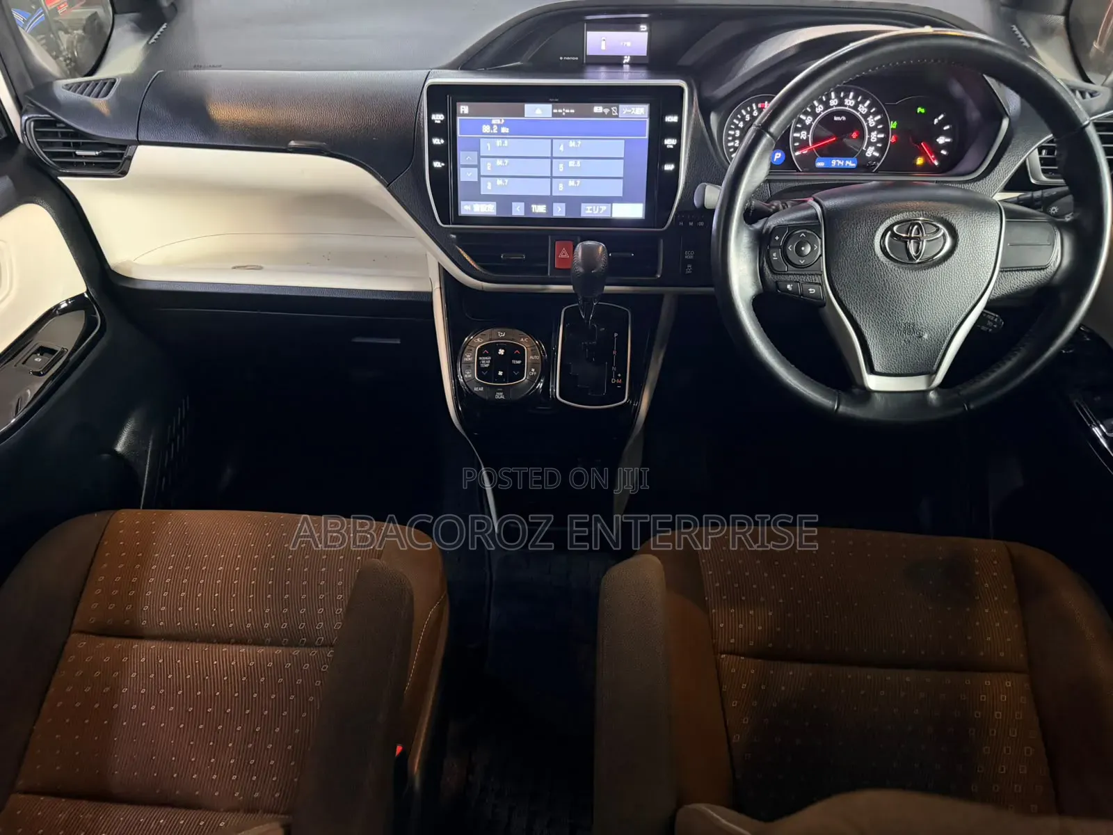 Toyota Noah 2020 White
