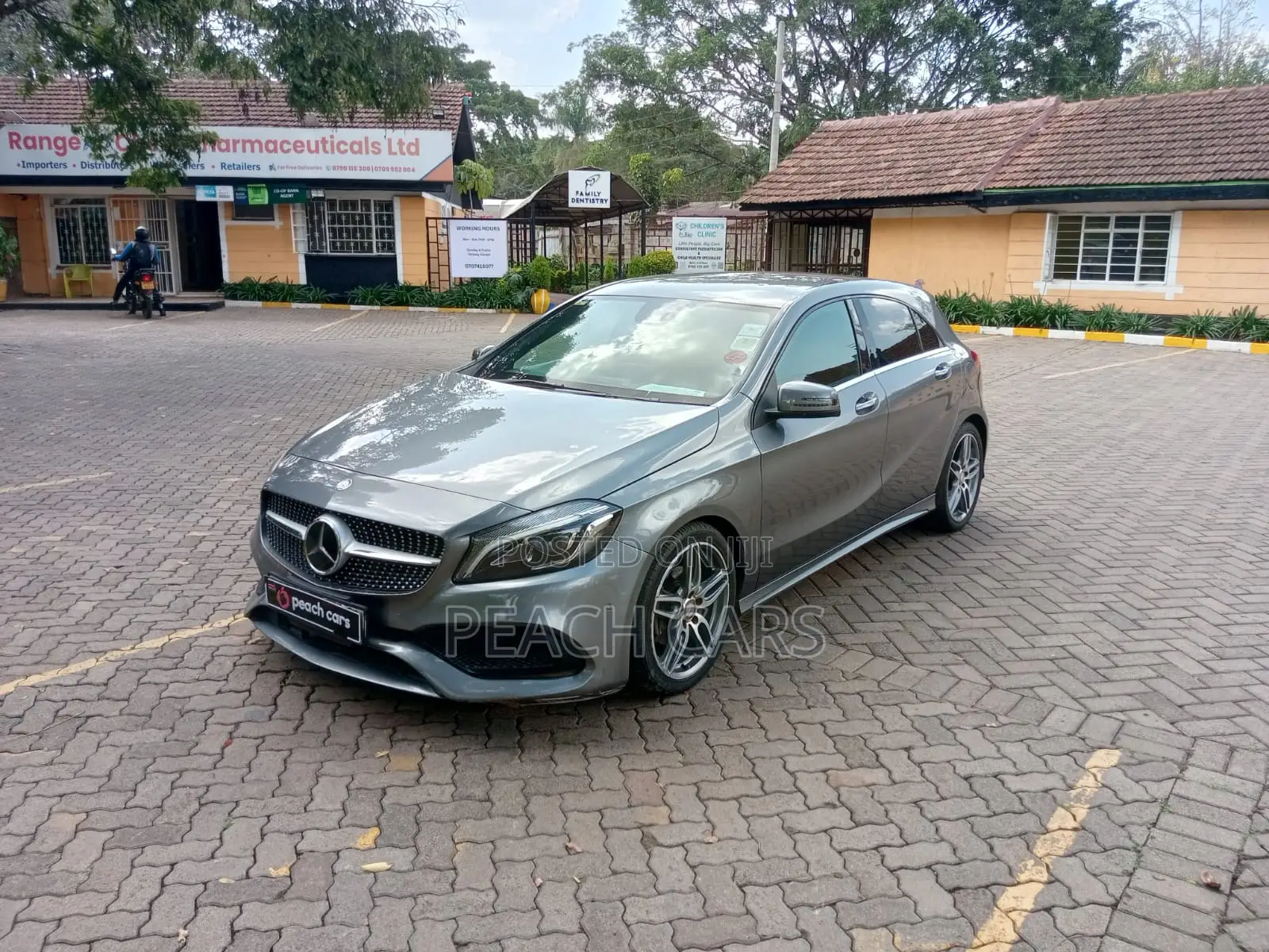Mercedes-Benz A-Class 2016 Gray