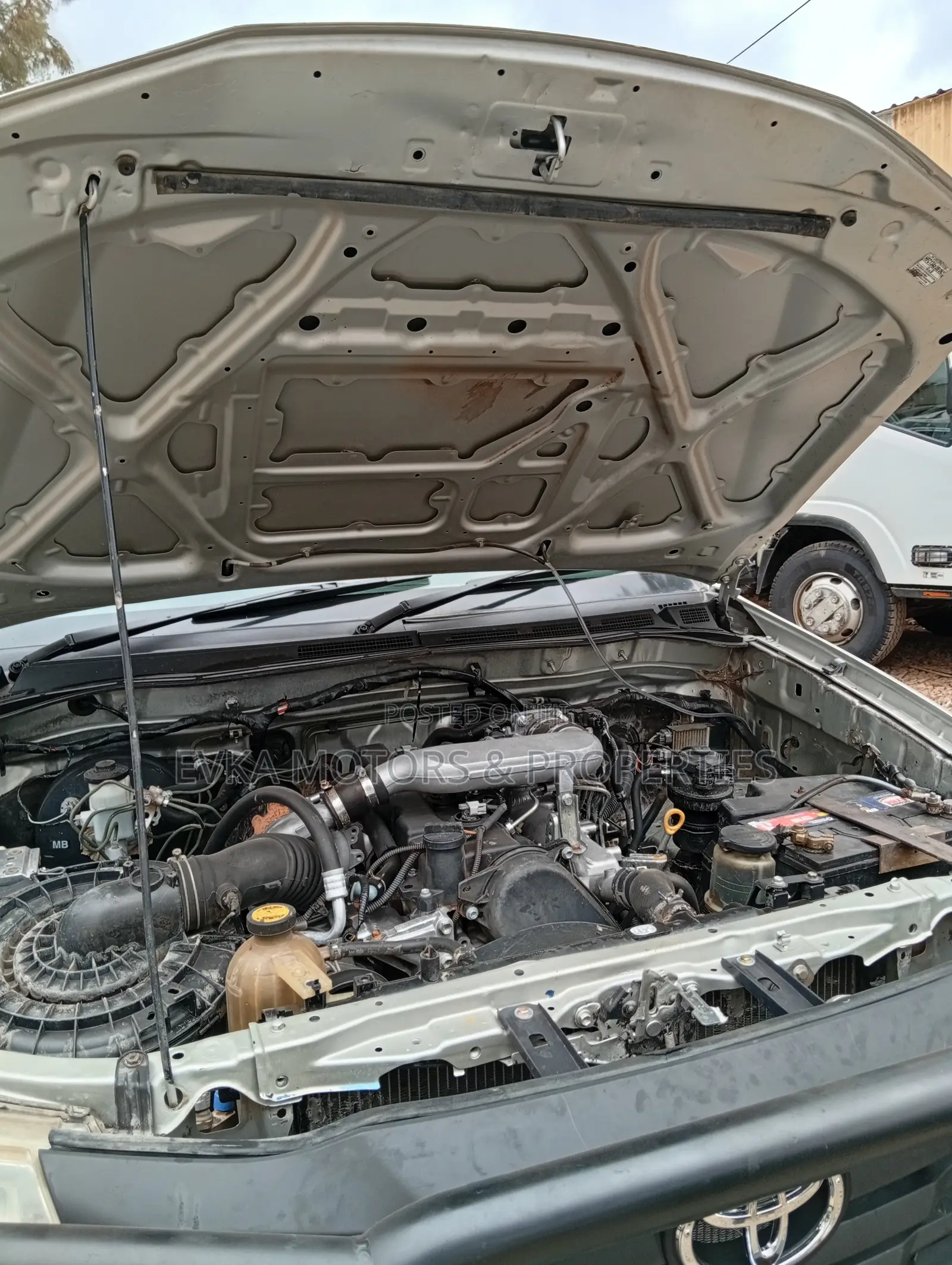 Toyota Hilux 2016 Silver