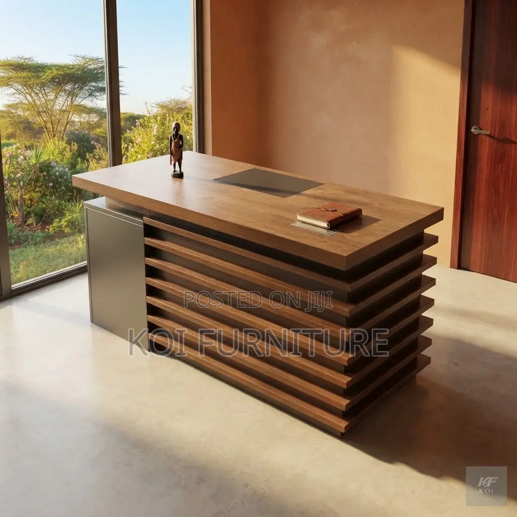 Office Desk; 1400mm Executive Urban Offices Golden Desks