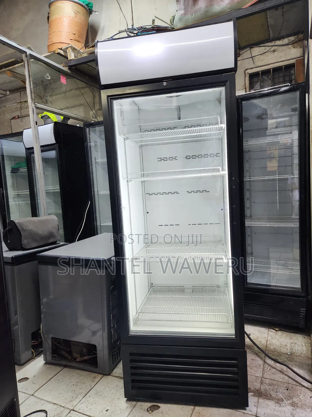 Black Specious One Door Showcase