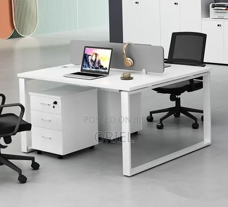2-Way Office Workstation : White Office Workstation