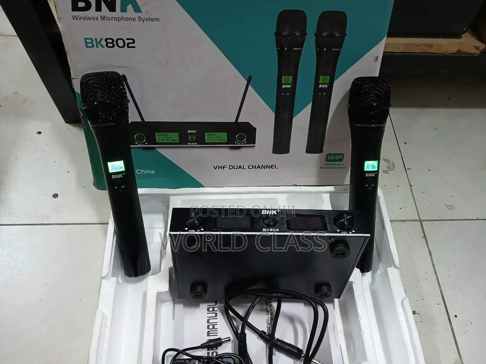 BNK BK-802 Professional Wireless Handheld Microphone Set ,,,,,,