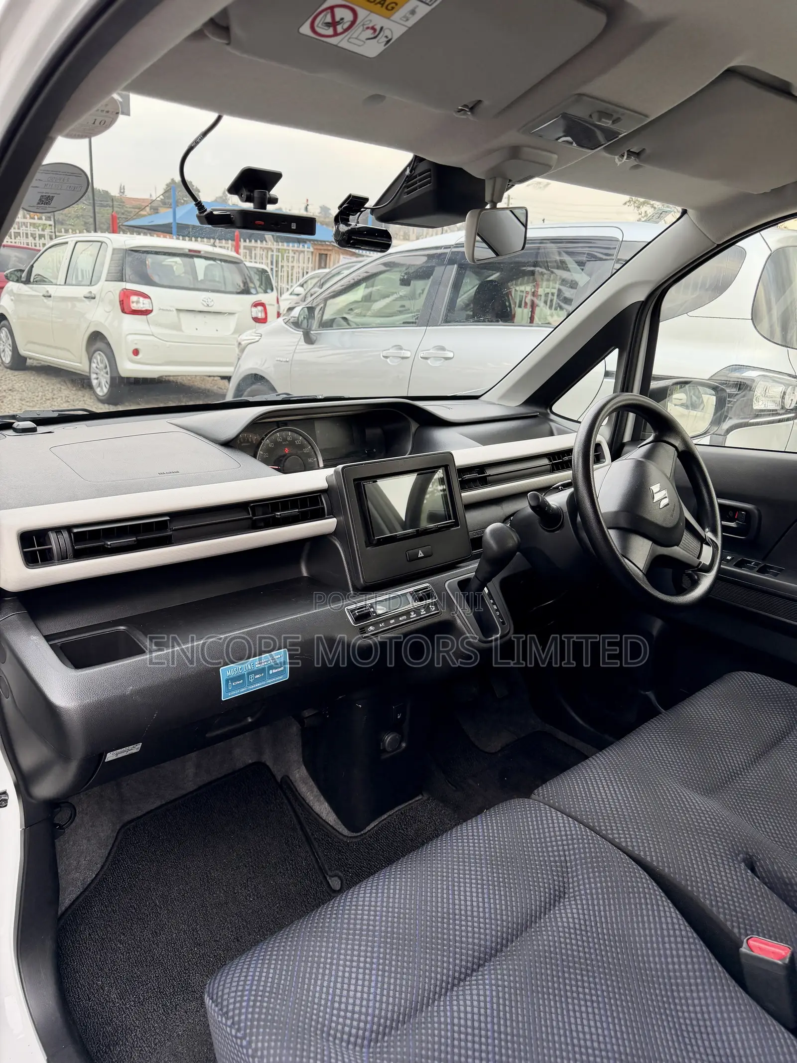 Suzuki Wagon R 660 Hybrid AWD 2019 White