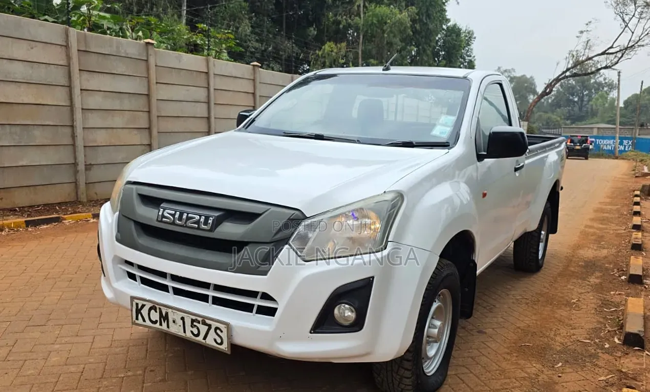 Isuzu D-MAX 2017 White