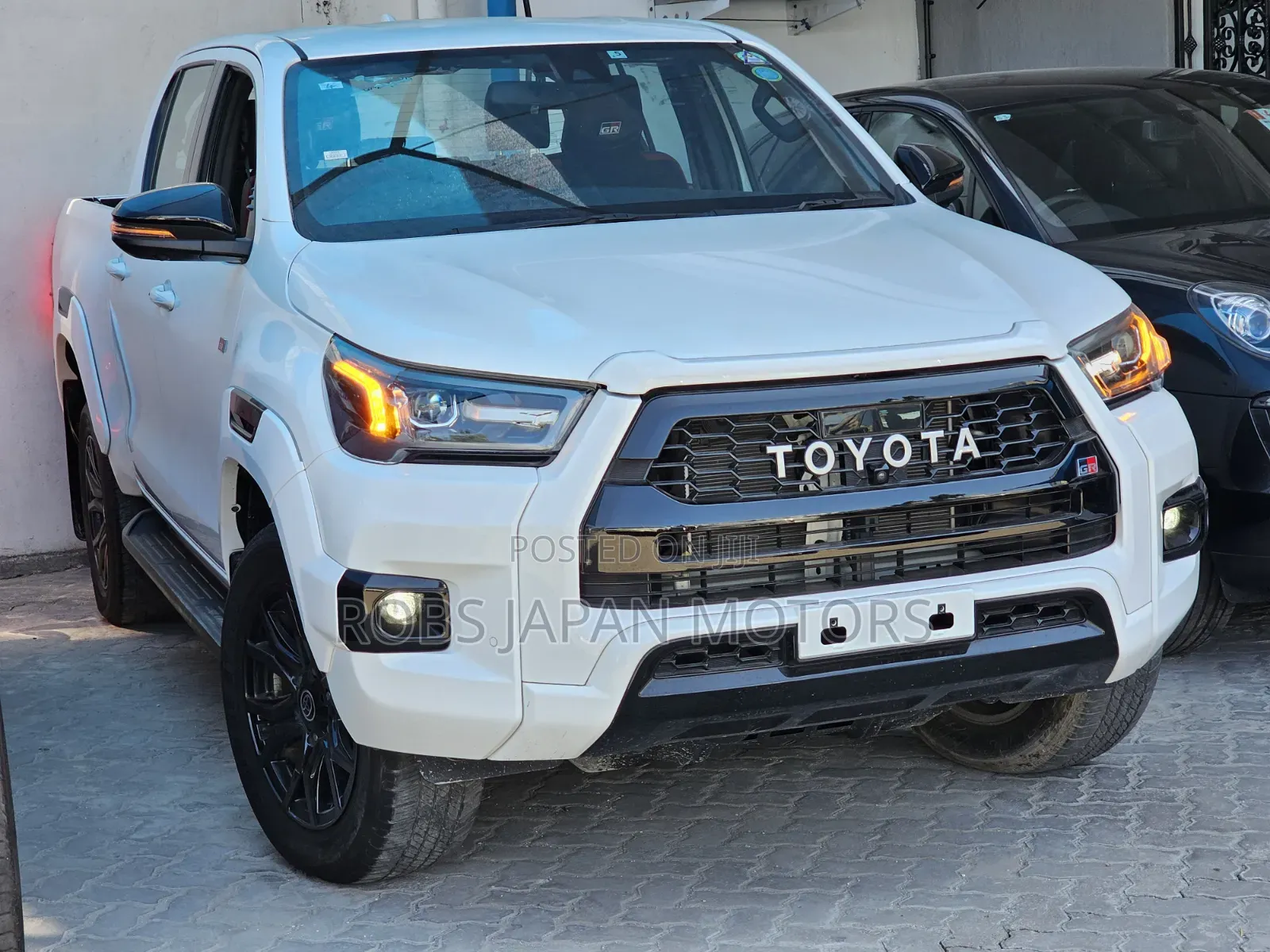 Toyota Hilux 2022 Pearl