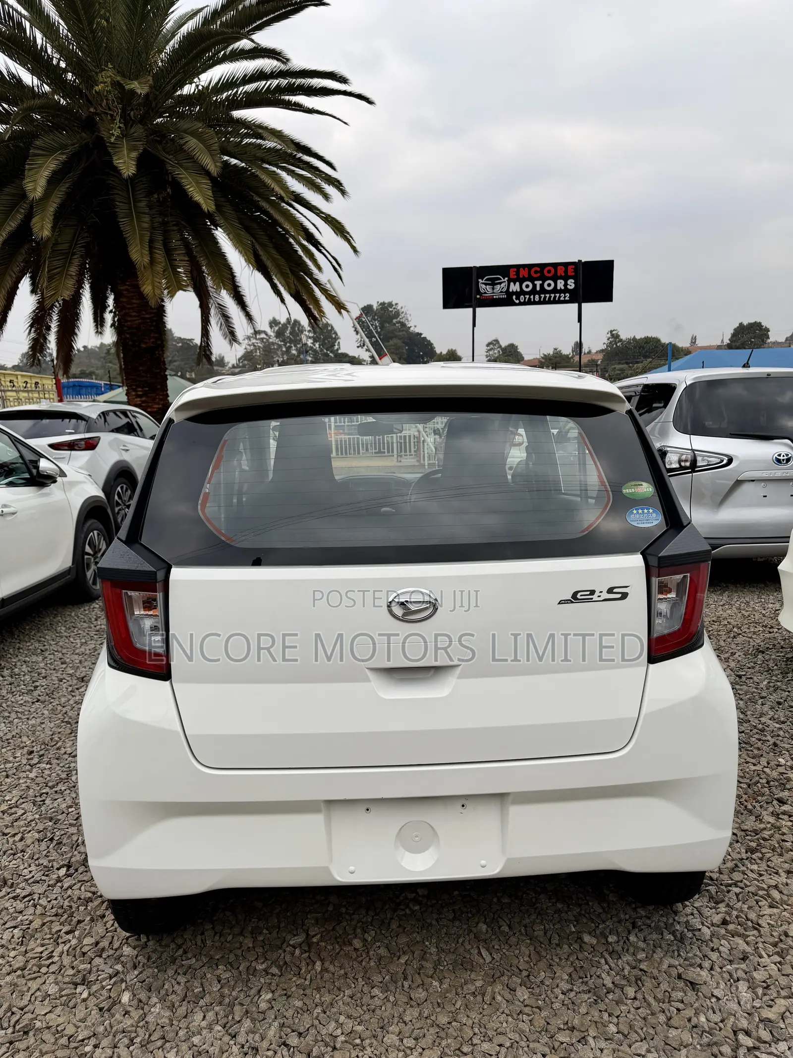 Daihatsu Mira 2019 White