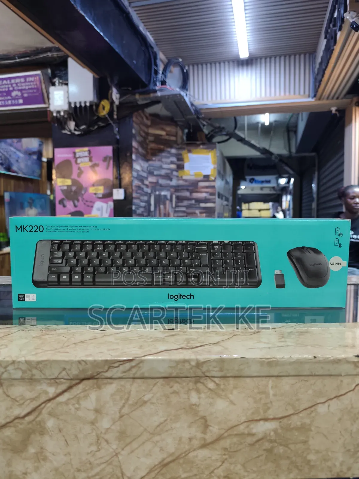 Logitech MK220 Wireless Keyboard