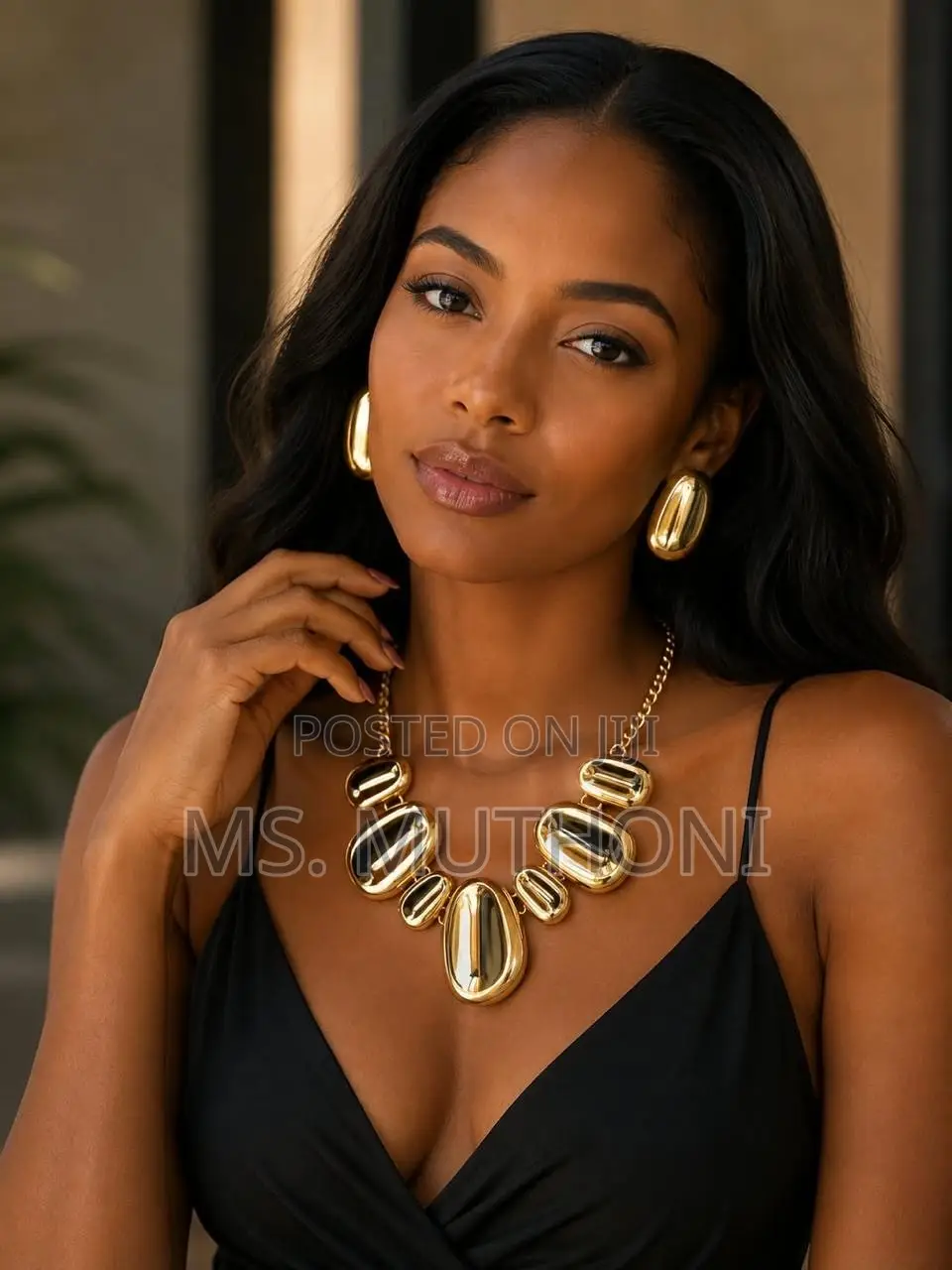 Ladies Necklace + Earrings Set