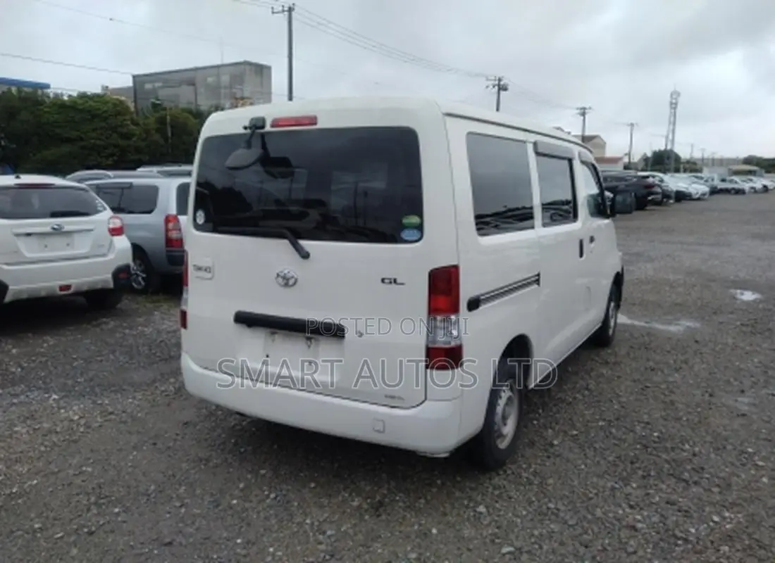 Toyota TownAce 2019 Off white
