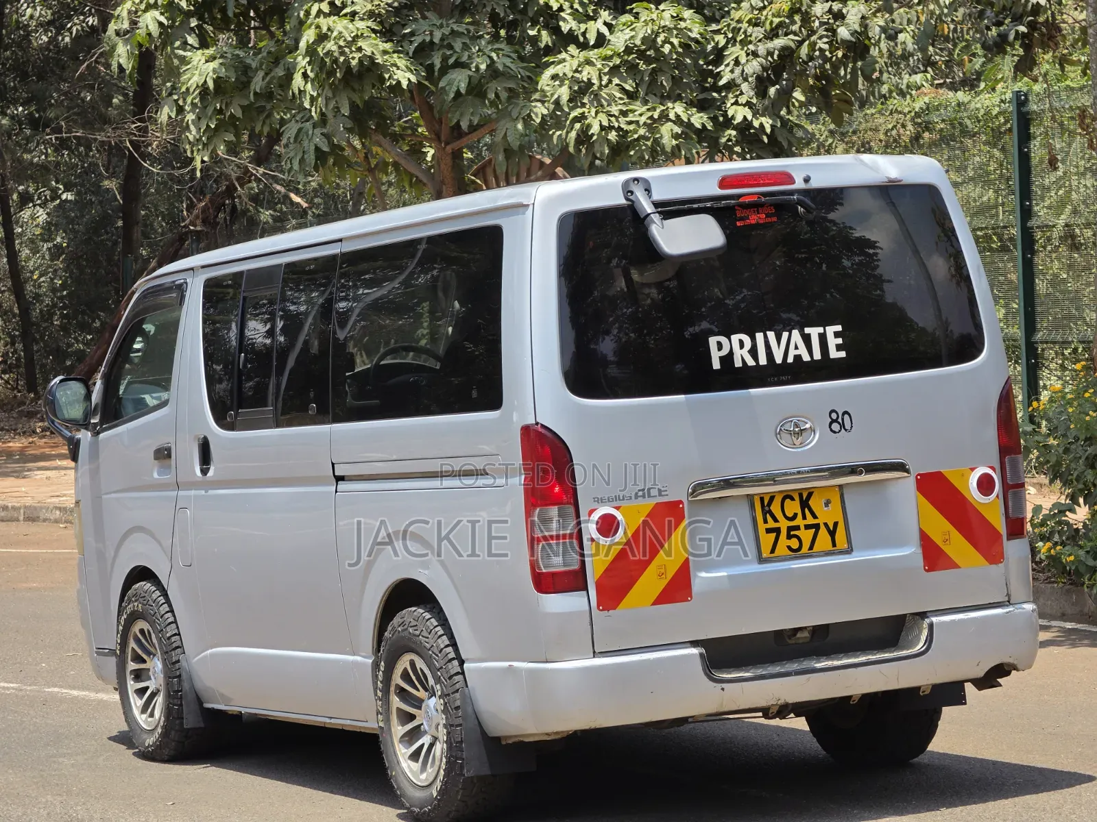 Toyota HiAce 2014 Silver