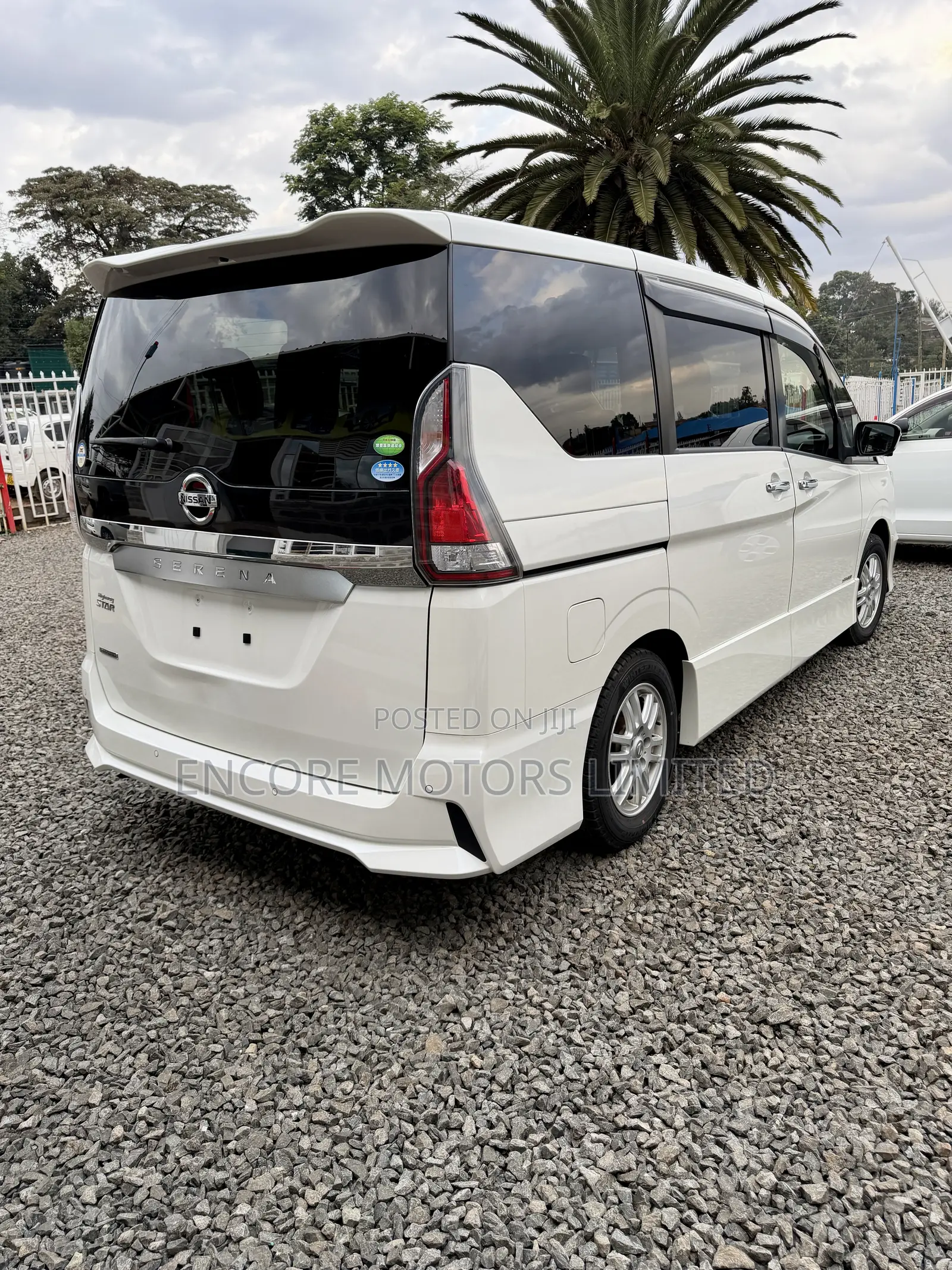 Nissan Serena 2019 White