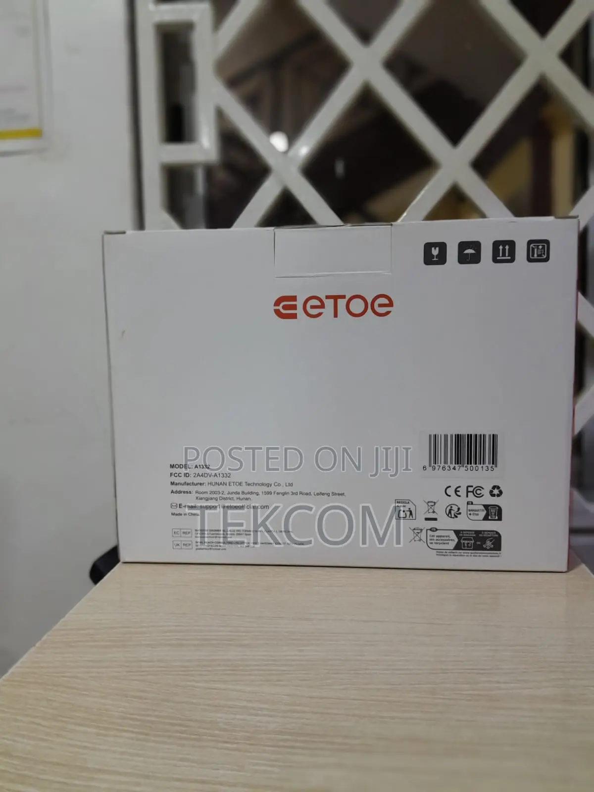 Etoe Starfish Plus LCD Smart Projector